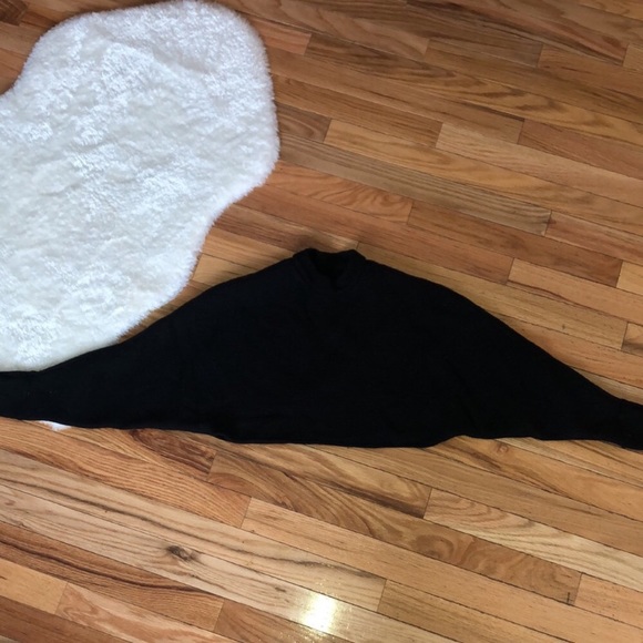 Wilfred Free Lolan Cropped Merino Wool Sweater - Picture 7 of 11